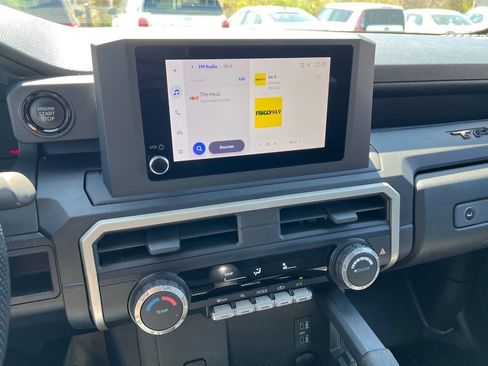 Used 2024 Toyota Tacoma SR image 21