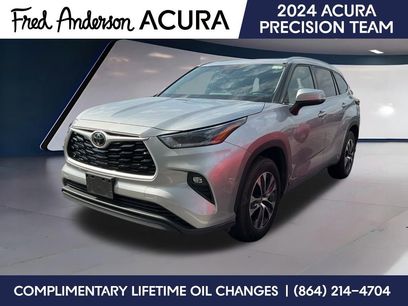 Used 2021 Toyota Highlander XLE