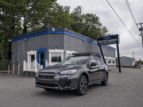 Used 2018 Subaru Crosstrek 2.0i AWD/4WD image 2