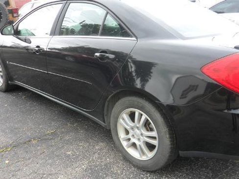Used 2006 Pontiac G6 Sedan w/ Premium Value Package image 8