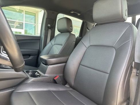 Used 2023 Chevrolet Colorado LT w/ LT Convenience Package III AWD/4WD image 11