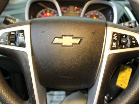 Used 2016 Chevrolet Equinox LT image 20