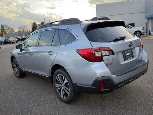 Used 2018 Subaru Outback 2.5i Limited image 5