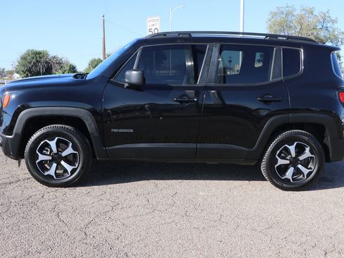 Used 2020 Jeep Renegade Sport image 4