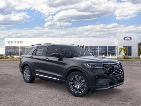 New 2026 Ford Explorer Platinum RWD image 7