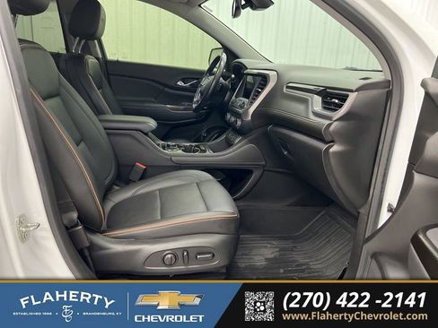 Used 2021 GMC Acadia AT4 w/ Preferred Package AWD/4WD image 15