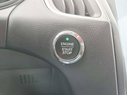 Used 2023 Ford Edge SEL image 30