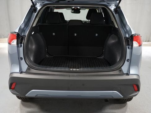 Certified 2024 Toyota Corolla Cross LE image 33