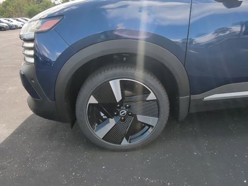 New 2026 Nissan Kicks SR w/ SR Premium Package image 2