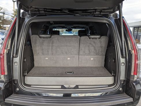 Used 2016 Cadillac Escalade Platinum image 48