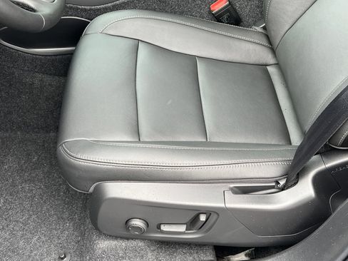 New 2026 Volvo XC40 B5 Core w/ Protection Package Premier AWD/4WD image 35