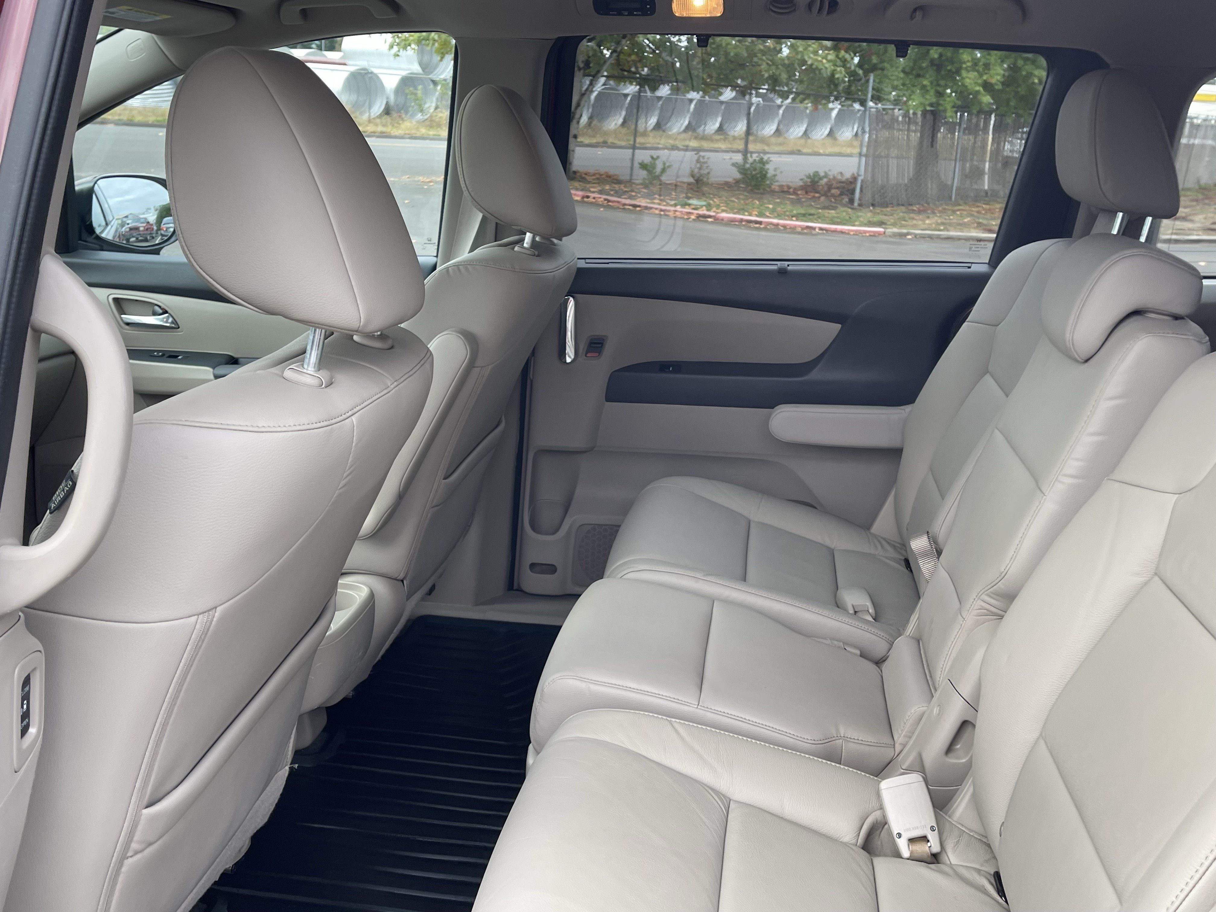 Used 2016 Honda Odyssey EX-L image 14