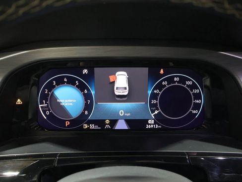 Used 2025 Volkswagen Atlas Cross Sport SE image 40