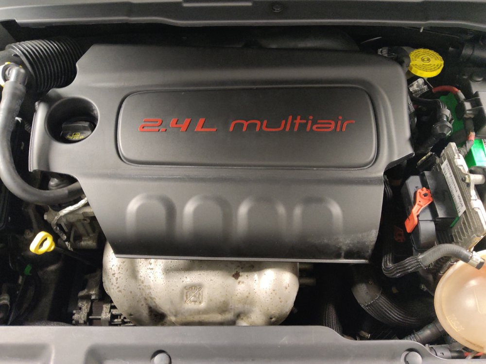 Used 2018 Jeep Compass Latitude AWD/4WD image 30