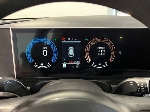 Used 2025 Hyundai Tucson SEL FWD image 26