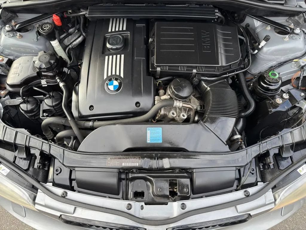 Used 2010 BMW 135i Coupe RWD image 27