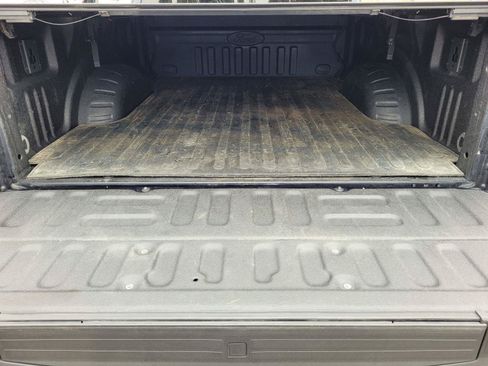 Used 2022 Ford F250 Platinum w/ FX4 Off-Road Package AWD/4WD image 35