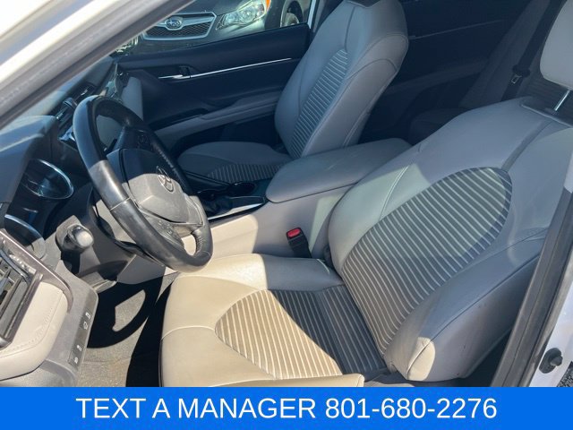 Used 2019 Toyota Camry SE FWD image 15