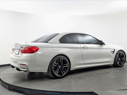 Used 2015 BMW M4 Convertible image 7