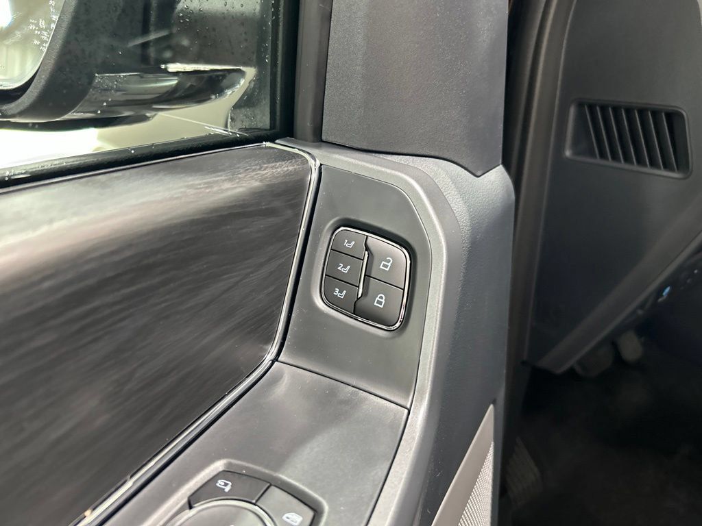 New 2026 Ford F150 Lariat AWD/4WD image 15