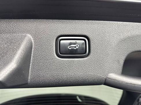Certified 2025 Kia Sportage SX AWD/4WD image 35