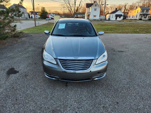 Used 2012 Chrysler 200 Limited image 6