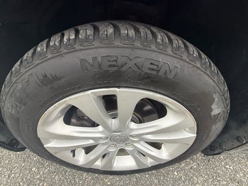 Used 2015 Chrysler 200 Limited image 28