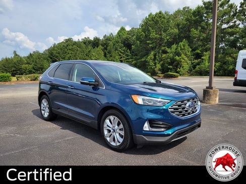 Certified 2020 Ford Edge Titanium w/ Equipment Group 301A FWD image 9