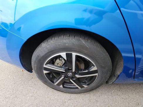 Used 2025 Nissan Sentra SV image 9