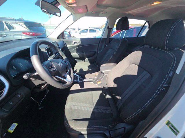 Certified 2026 Hyundai Venue SEL FWD image 8