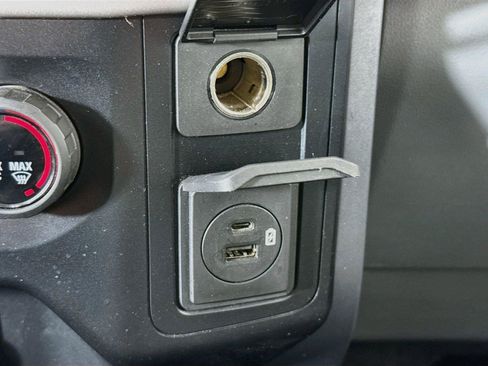 Used 2023 Ford F150 XLT AWD/4WD image 16