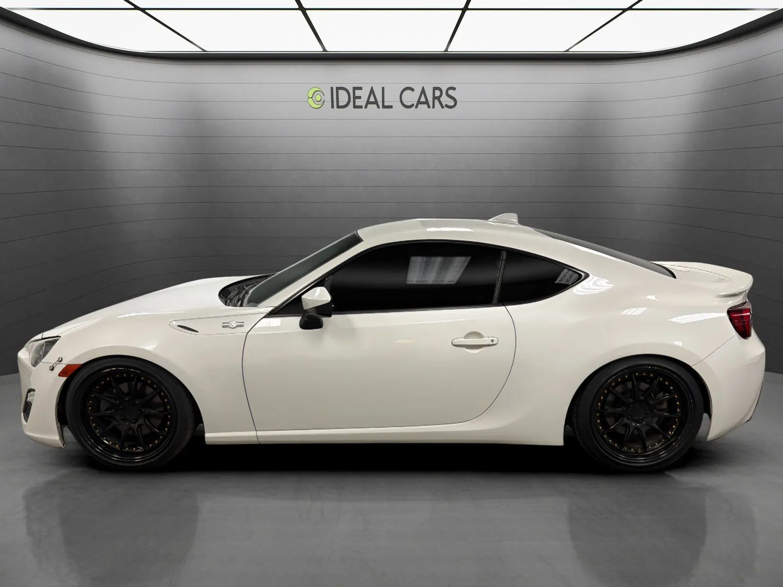 Used 2016 Scion FR-S RWD image 8