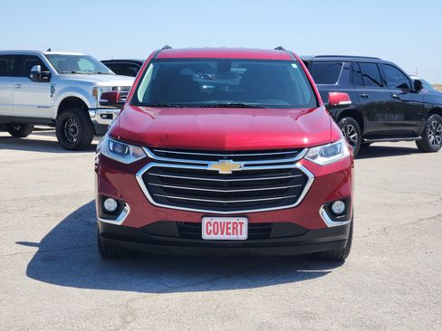 Used 2019 Chevrolet Traverse LT w/ LT Premium Package FWD image 2