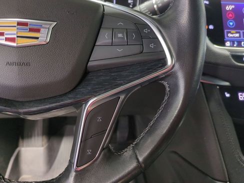 Used 2020 Cadillac XT5 Premium Luxury w/ LPO, Floor Liner Package image 31