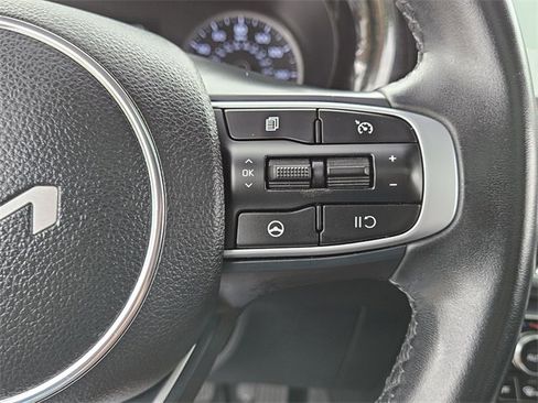 Used 2023 Kia K5 EX image 25