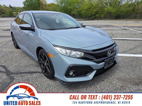 Used 2017 Honda Civic Sport image 7