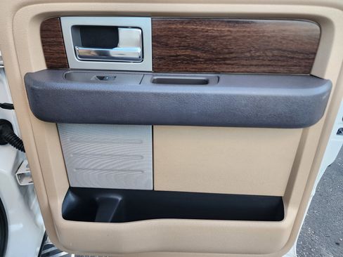 Used 2014 Ford F150 Lariat w/ Equipment Group 502A Luxury image 16