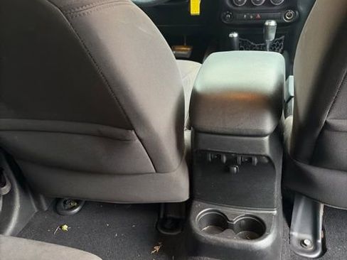 Used 2014 Jeep Wrangler Unlimited Sport w/ Quick Order Package 24S image 28