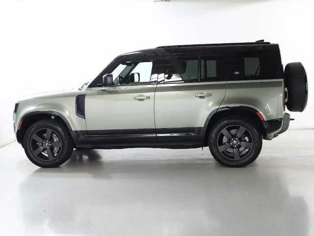 Used 2022 Land Rover Defender 110 X-Dynamic HSE AWD/4WD image 4