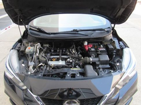 Used 2020 Nissan Versa SV image 45