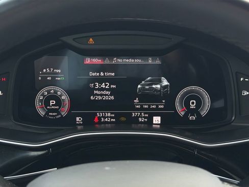 Used 2023 Audi Q8 Prestige AWD/4WD image 12