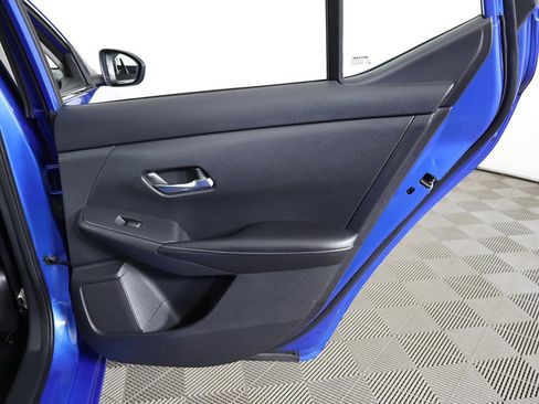 Used 2021 Nissan Sentra SV w/ Trunk Package image 23