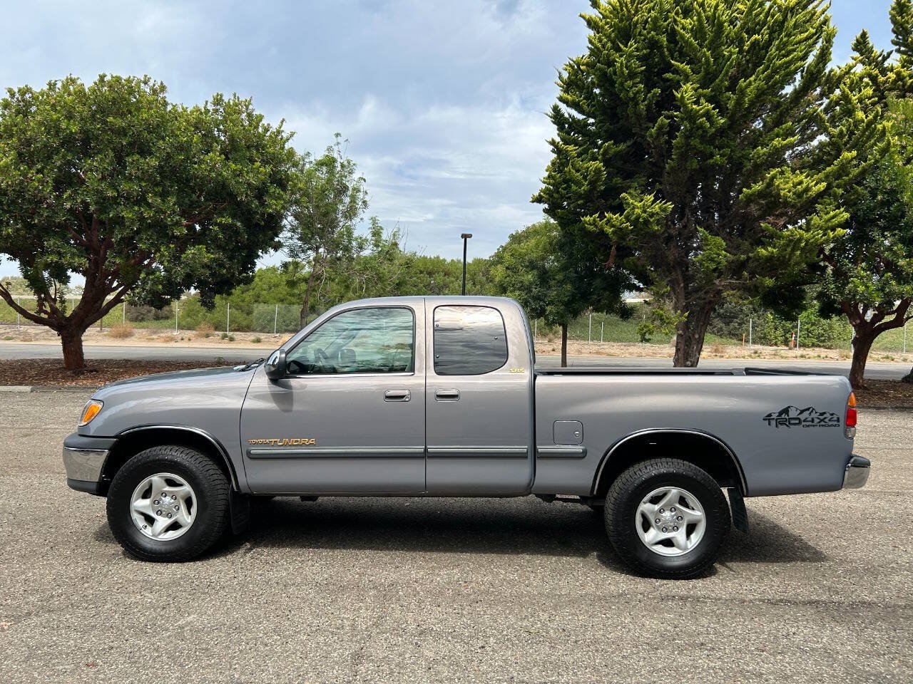 Used 2000 Toyota Tundra SR5 AWD/4WD image 24
