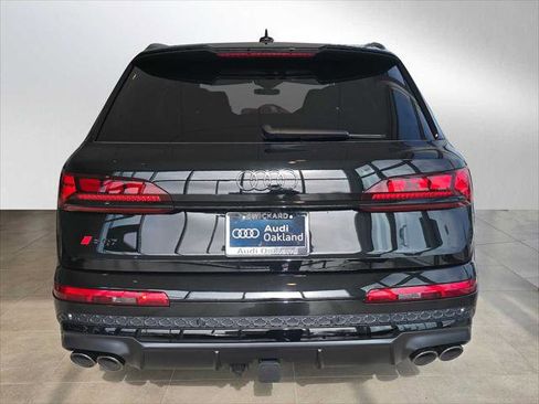 New 2026 Audi SQ7 Prestige image 4