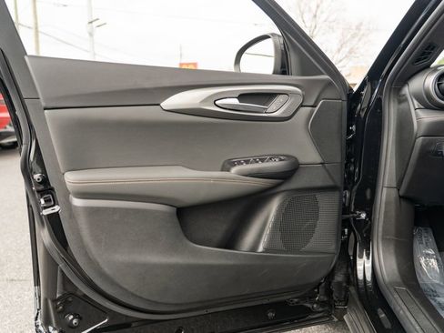 New 2025 Alfa Romeo Tonale w/ Premium Package image 12