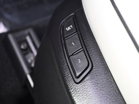 Certified 2025 MAZDA CX-5 AWD 2.5 S w/ Preferred Package image 15