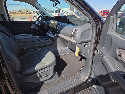 New 2026 Ford Expedition Max Active image 11