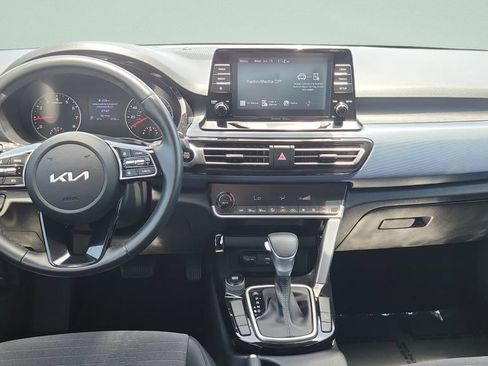 Used 2023 Kia Seltos S FWD image 11
