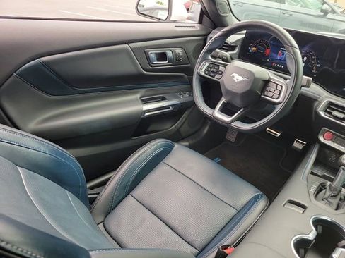 Used 2024 Ford Mustang GT Premium image 3