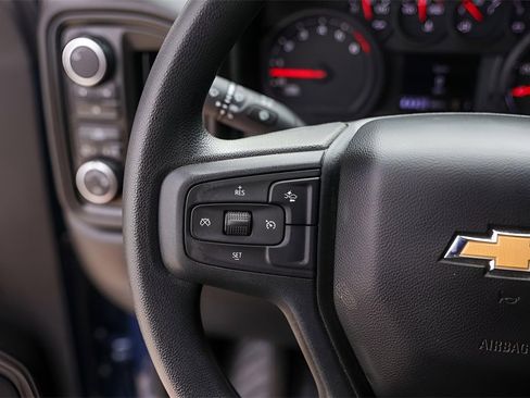 Used 2025 Chevrolet Silverado 2500 Custom w/ Custom Convenience Package image 16